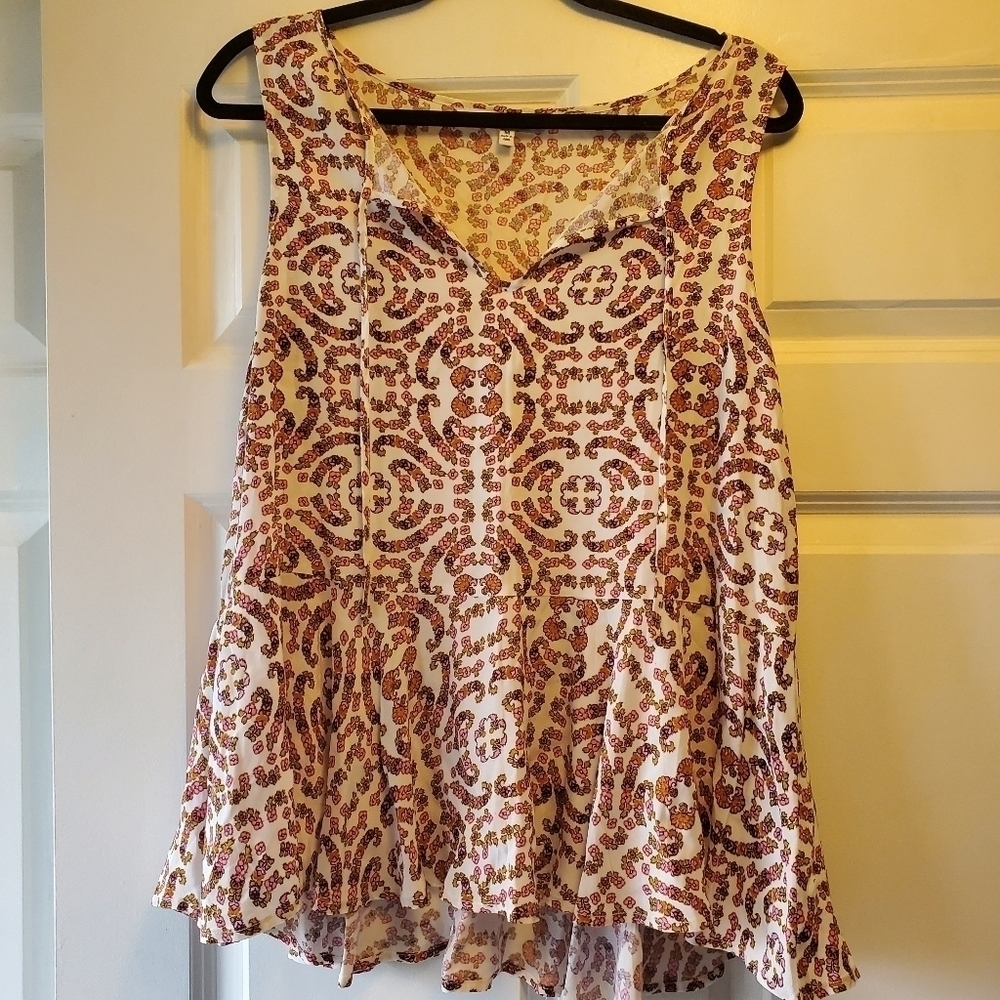 CUPCAKE AND CASHMERE Marlow tank - Picture 4 of 10